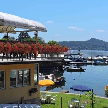 Hotel Capri Lesa Bagian luar foto