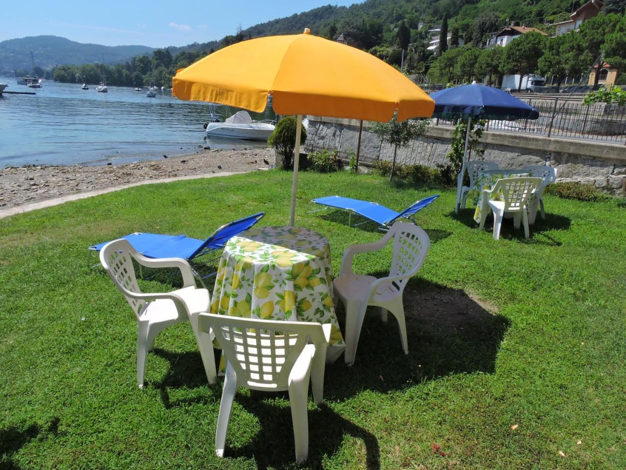 Hotel Capri Lesa Bagian luar foto